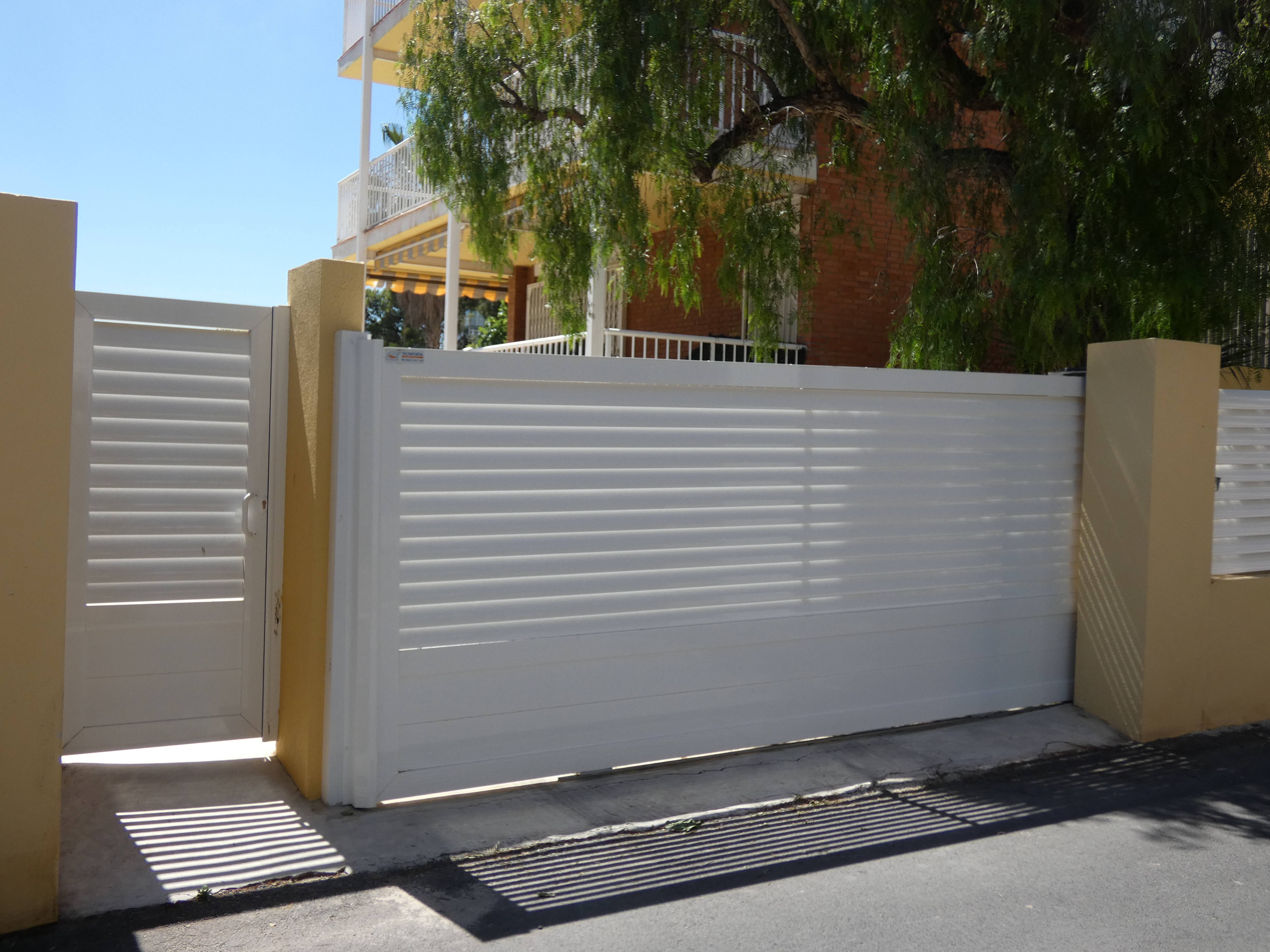 Puerta aluminio 9